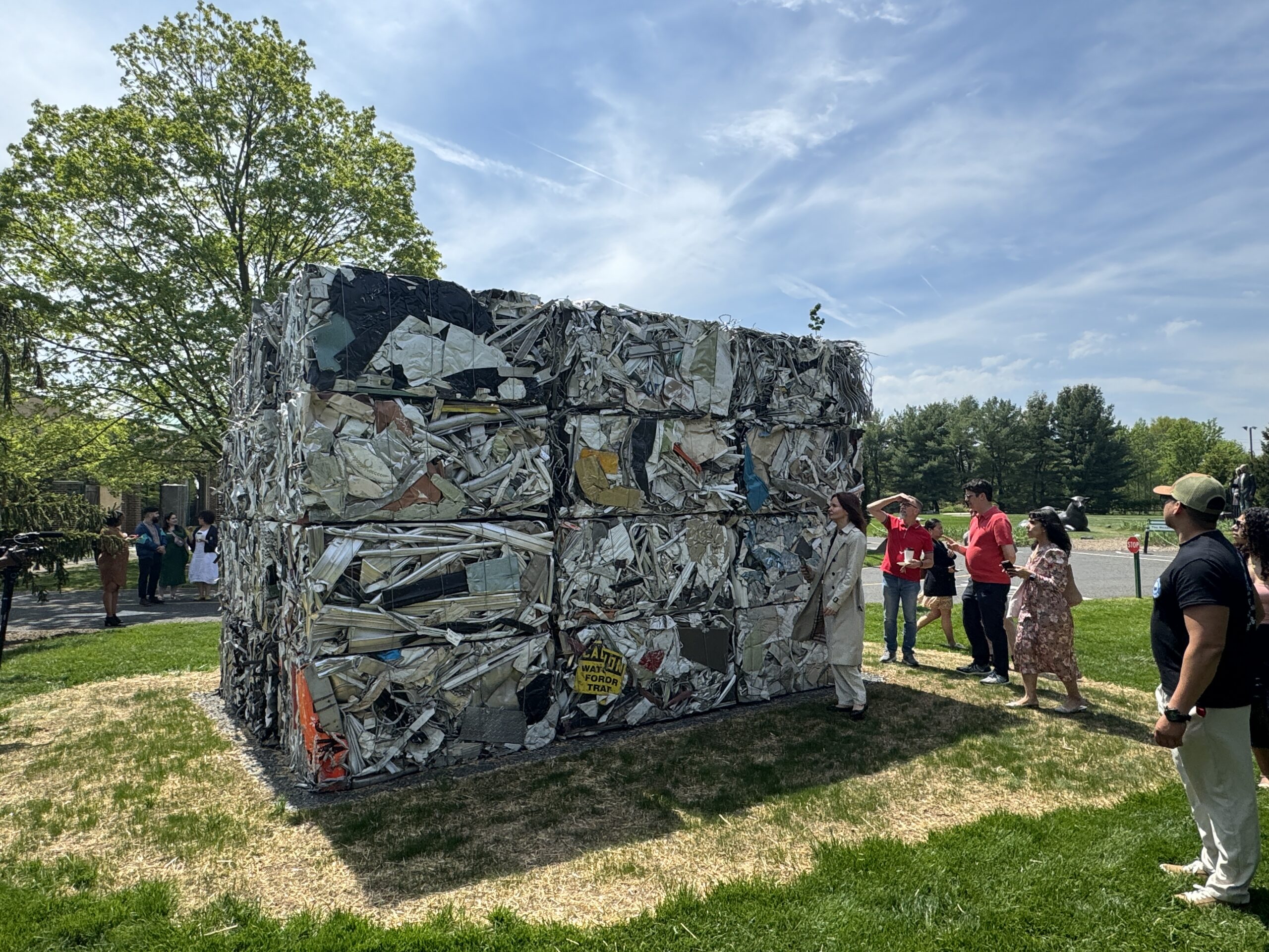 Waste as Art: Excavating Future Futures Through Multiple Perspectives